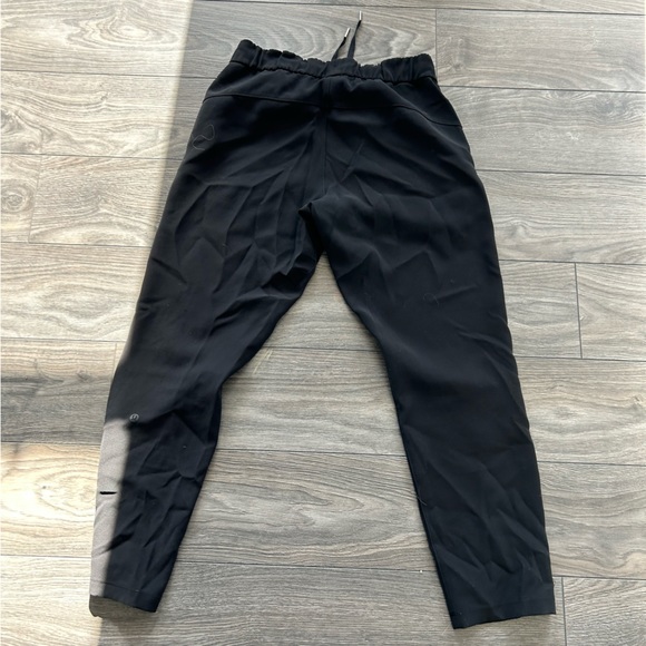 Lululemon on the fly pant - Picture 4 of 5